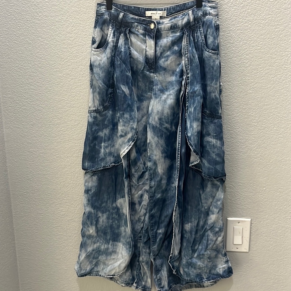 Gemma + Jane loose fitted denim tie dye pants size 4